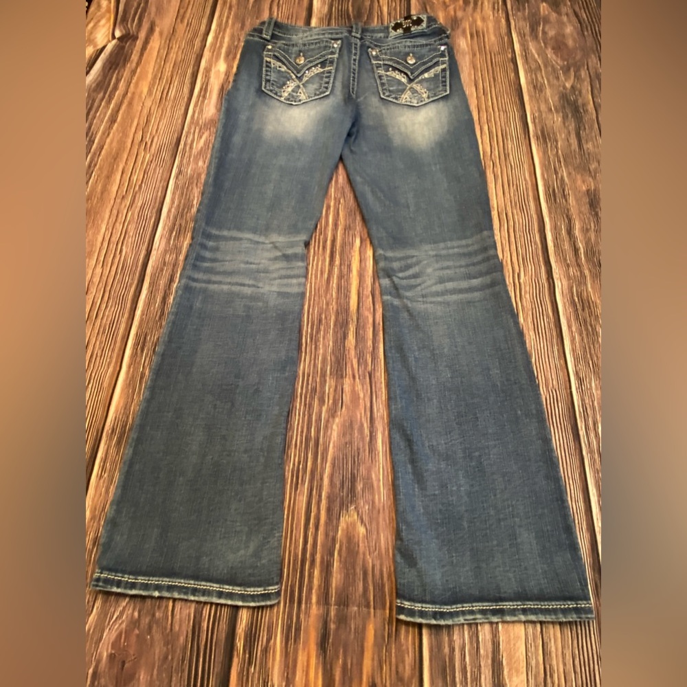 Miss Me Size 29 Chloe Bling Jeans. Missing stones. Tiny fraying.